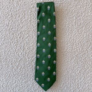 Burberry green tie. 100% silk. Woven in England, made in Italy.